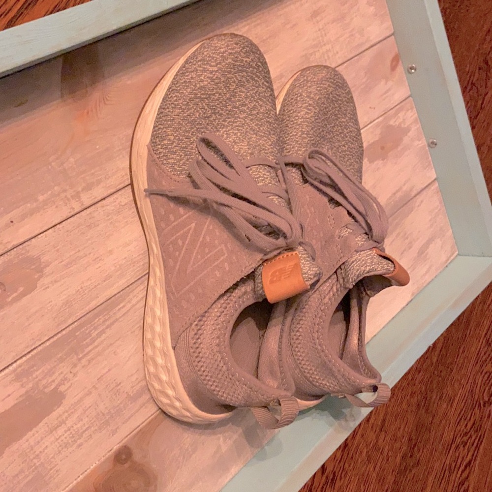 Tennis Shoes